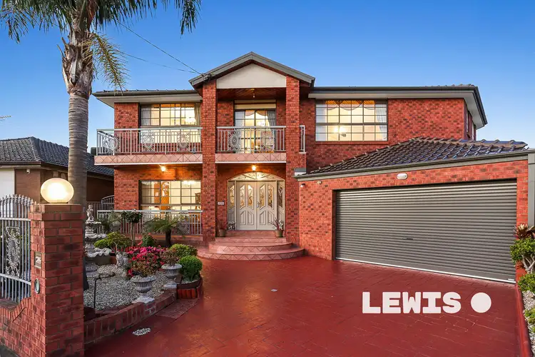 10 Maria Court, Hadfield VIC 3046