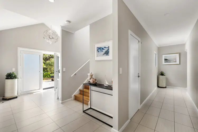 Second view of Homely house listing, 6 McCourt Place, Peppermint Grove Beach WA 6271