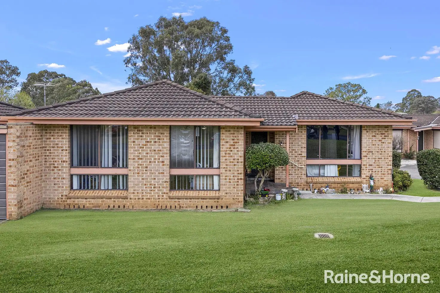 Main view of Homely villa listing, 9/65 Fuchsia Crescent, Macquarie Fields NSW 2564