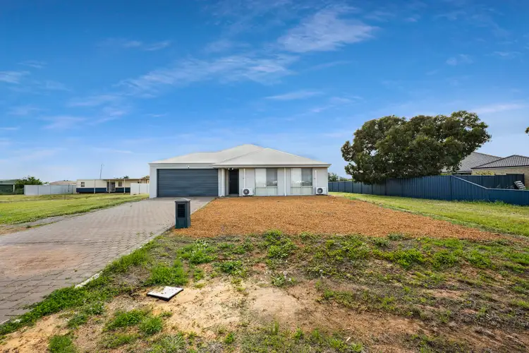 4A Hatch Place, Utakarra WA 6530