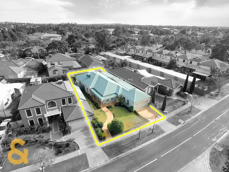 7 Murchison Drive, Roxburgh Park VIC 3064