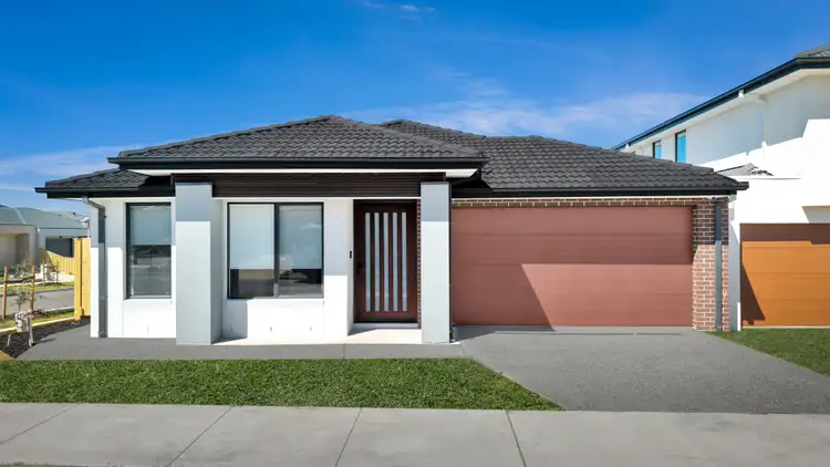 8 Shelly Street, Donnybrook VIC 3064