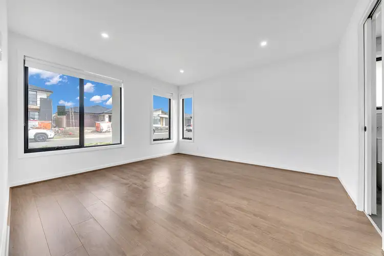 Fifth view of Homely house listing, 8 Shelly Street, Donnybrook VIC 3064