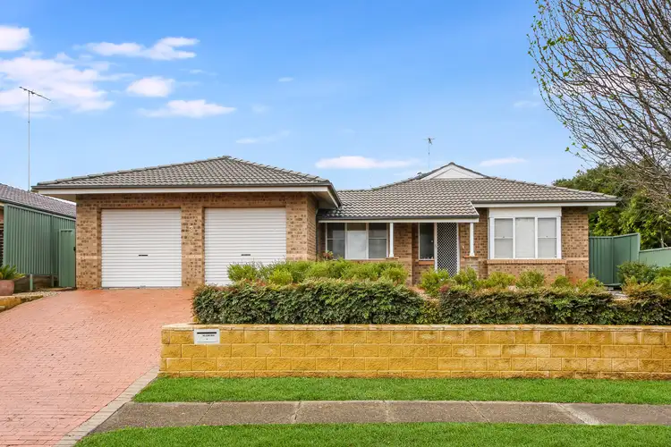 7 Blake Street, Quakers Hill NSW 2763