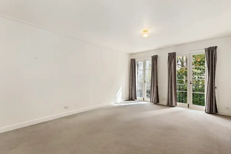 33/1 Wellington Crescent, East Melbourne VIC 3002