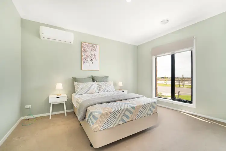 Fourth view of Homely house listing, 33 Callaway Street, Mambourin VIC 3024