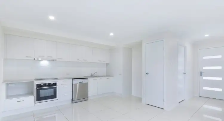 Third view of Homely house listing, 2/19 Bassett Lane, Rosewood QLD 4340