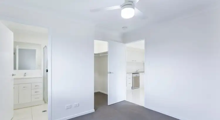Fifth view of Homely house listing, 2/19 Bassett Lane, Rosewood QLD 4340