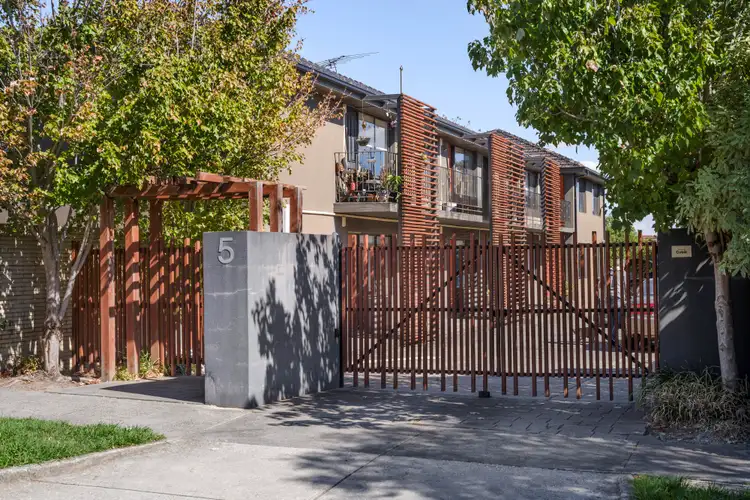 3/5 Tasman Street, Preston VIC 3072