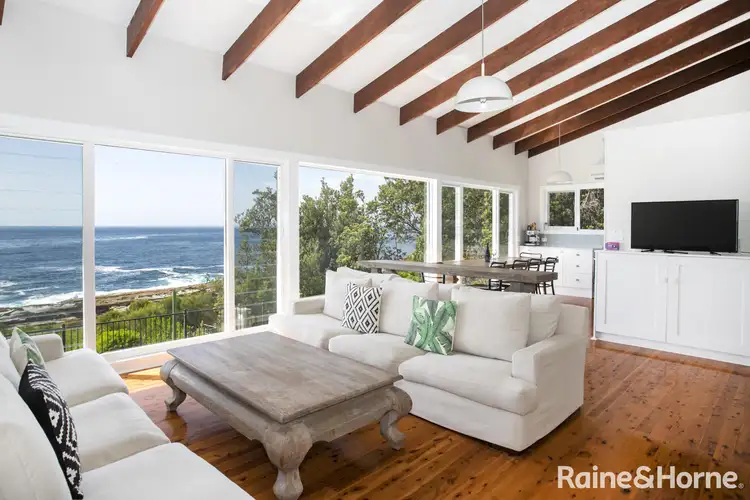 5 Cliff Avenue, Mollymook Beach NSW 2539