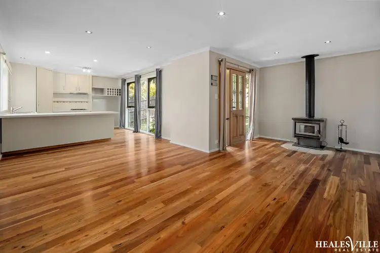 17 Badger Creek Road, Healesville VIC 3777