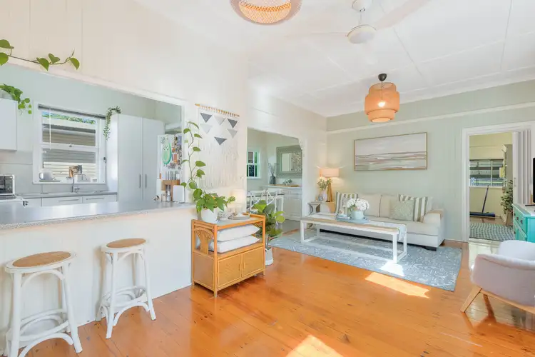 34 Bolton Street, Coolangatta QLD 4225