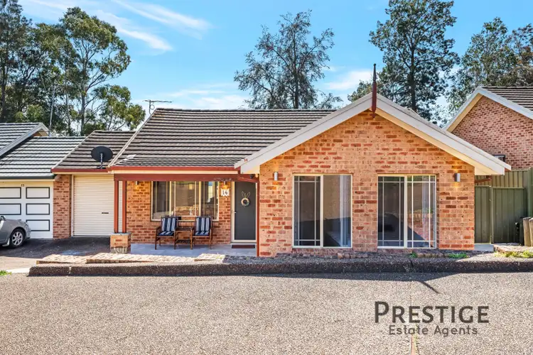 14 Derwent Place, Bossley Park NSW 2176