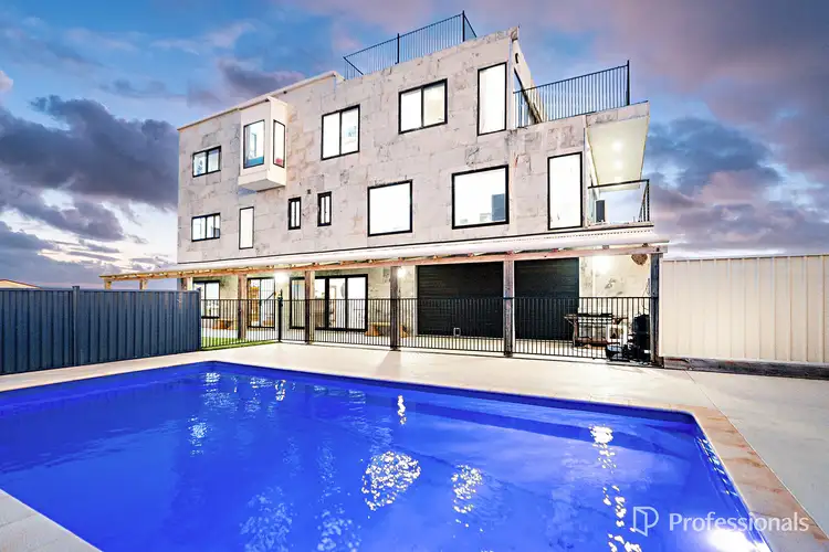 2 Abrolhos Close, Greenough WA 6532