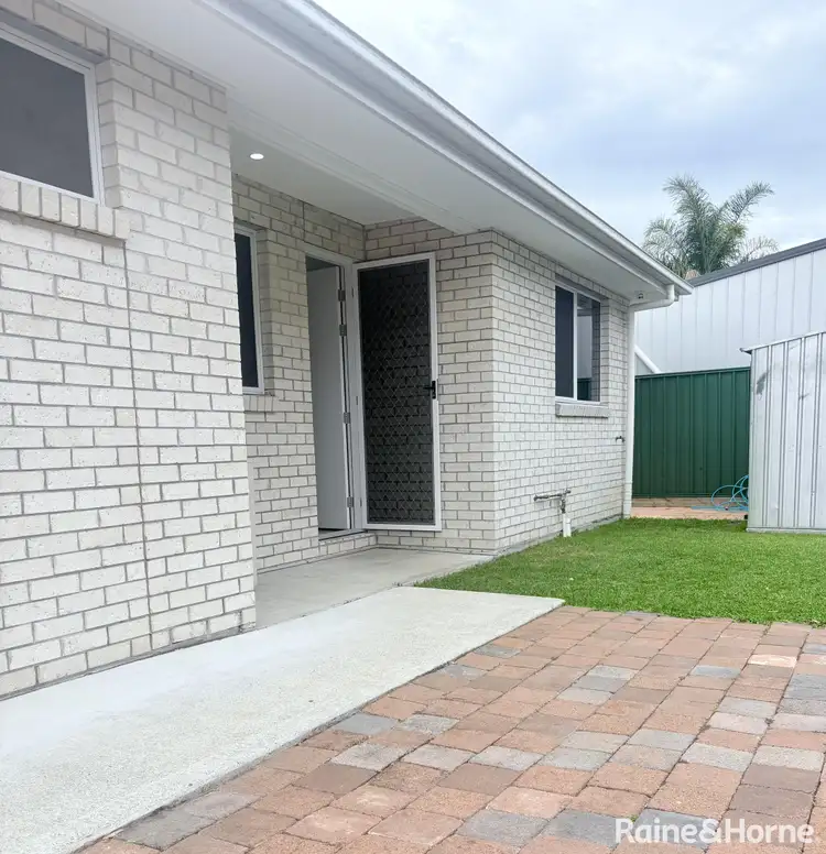 15 Robin Parade, Victoria Point QLD 4165