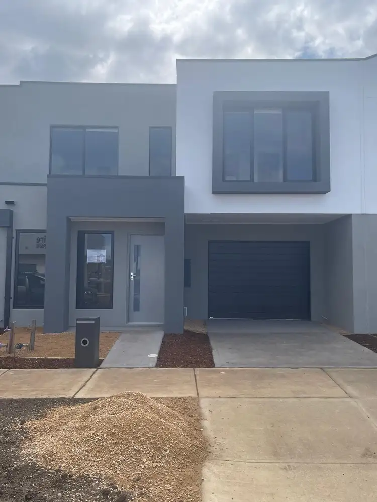 27 Resin Street, Mambourin VIC 3024