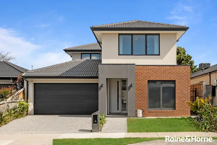 49 Ironwood Avenue, Cranbourne North VIC 3977