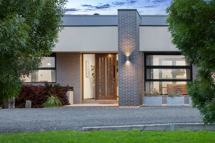 76 Domain Drive, Batesford VIC 3213