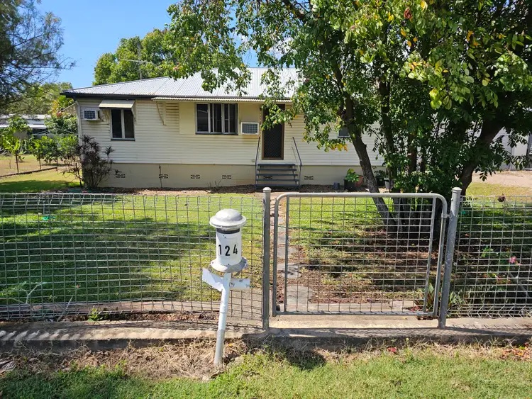 124 Cameron Street, Ayr QLD 4807