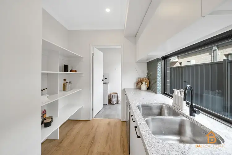 Fifth view of Homely house listing, 32 Amukta Road, Truganina VIC 3029