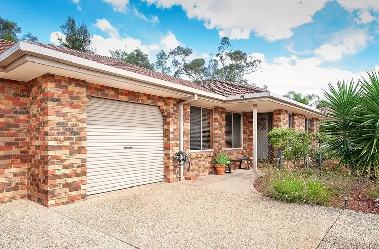 2/5 La Fontaine Avenue, Lavington NSW 2641