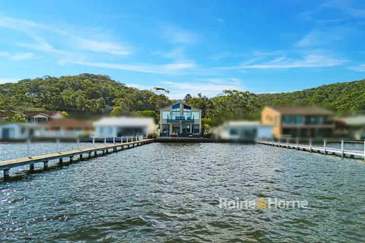 17 Victory Parade, Tascott NSW 2250