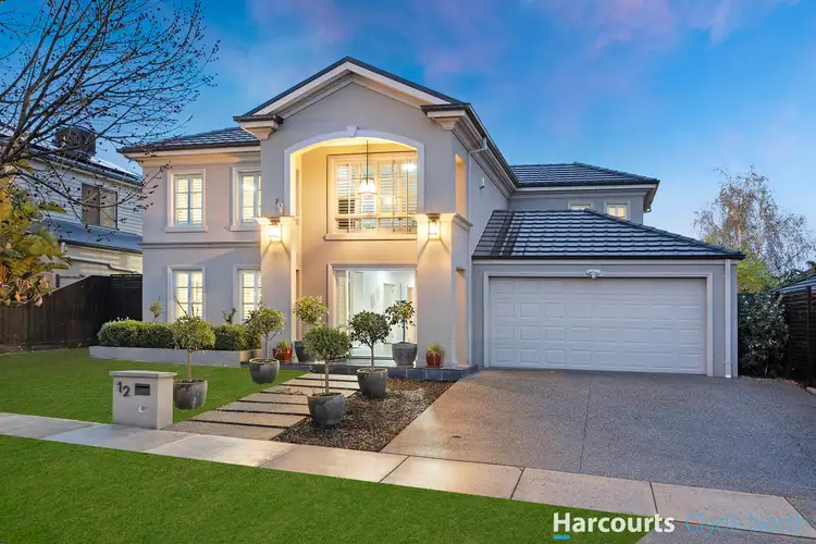 12 Lawton Grove, Berwick VIC 3806