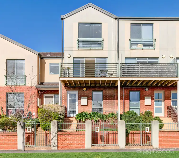 32 Blair Street, Maribyrnong VIC 3032