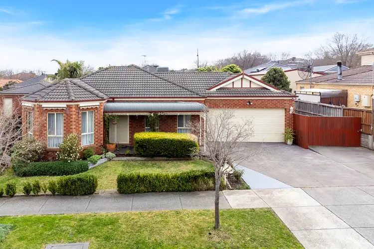 4 Garfield Way, Craigieburn VIC 3064