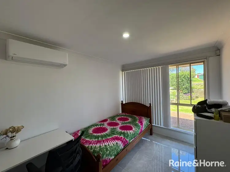 Fifth view of Homely house listing, 11 Petunia Place, Macquarie Fields NSW 2564