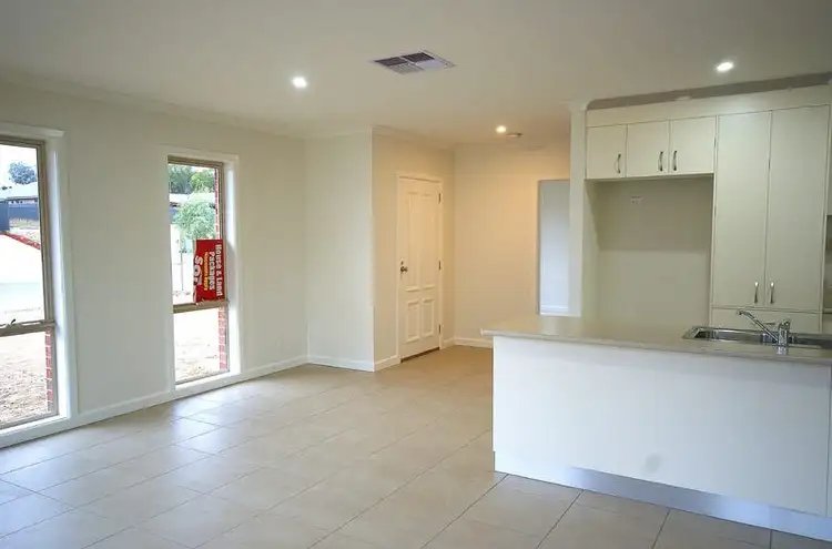 Fifth view of Homely house listing, 2/52 Riverboat Drive, Thurgoona NSW 2640