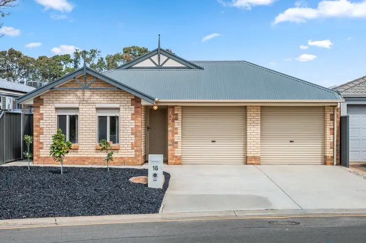 16 Almond Circuit, Munno Para West SA 5115