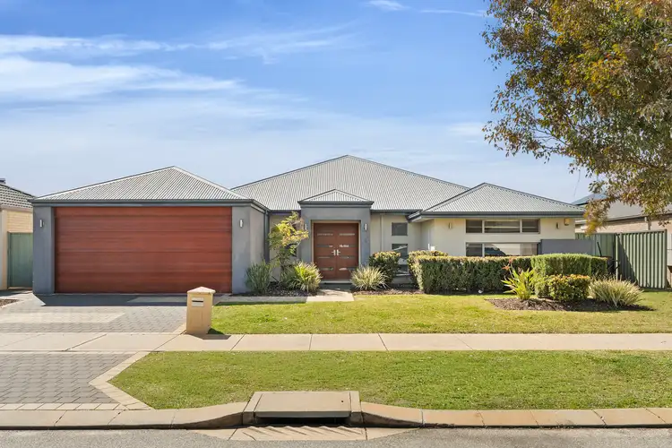 24 Territory Crescent