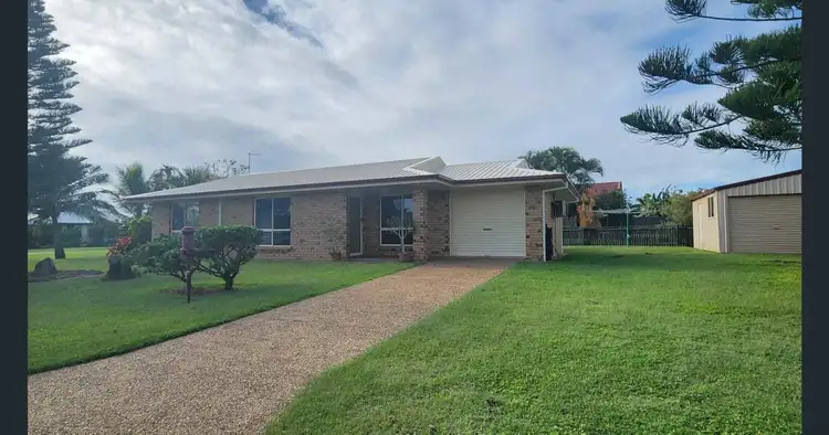 1 Majestic Place, Coral Cove QLD 4670
