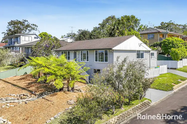 3 Roberta Street, Tumbi Umbi NSW 2261
