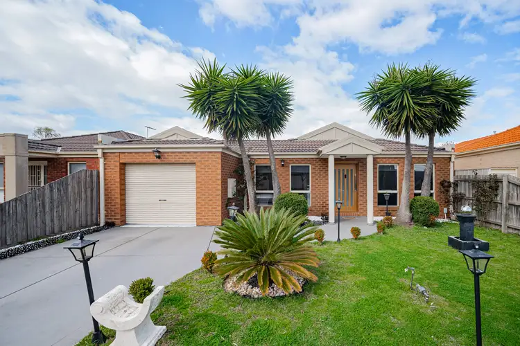 7 Athol Avenue, Roxburgh Park VIC 3064