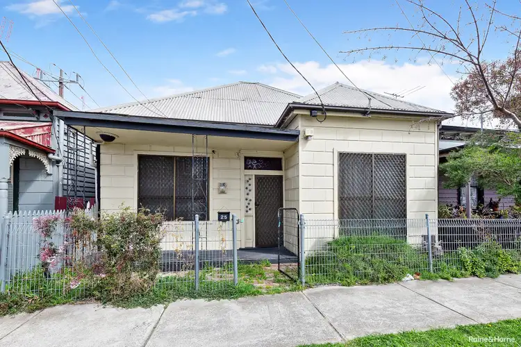 25 WINGFIELD STREET, Footscray VIC 3011