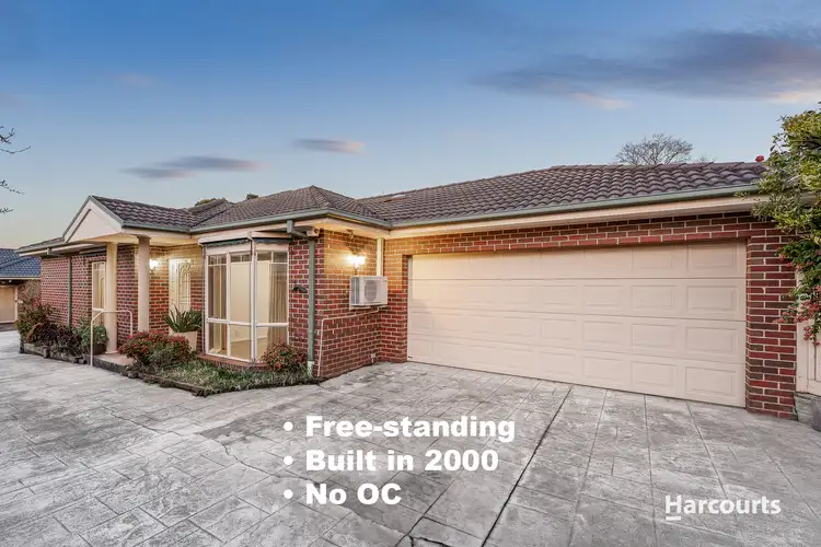 2/9 Moona Street, Burwood East VIC 3151