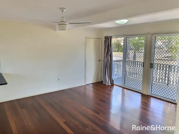 3/2 Walters Avenue, West Gladstone QLD 4680