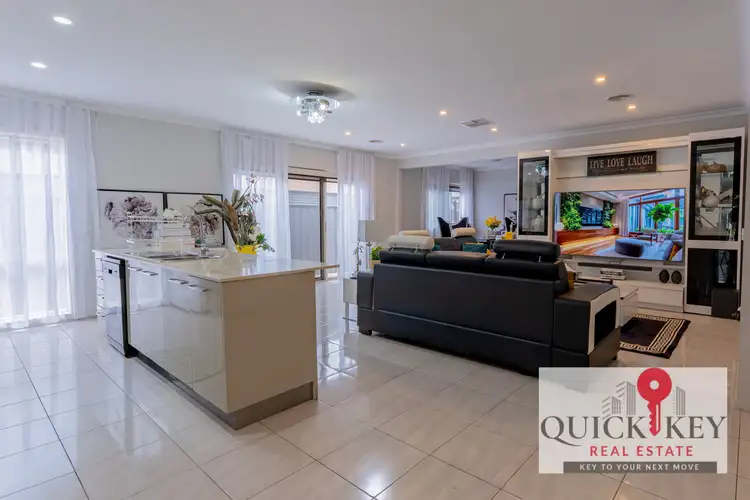 35 Birchmore Circuit, Truganina VIC 3029