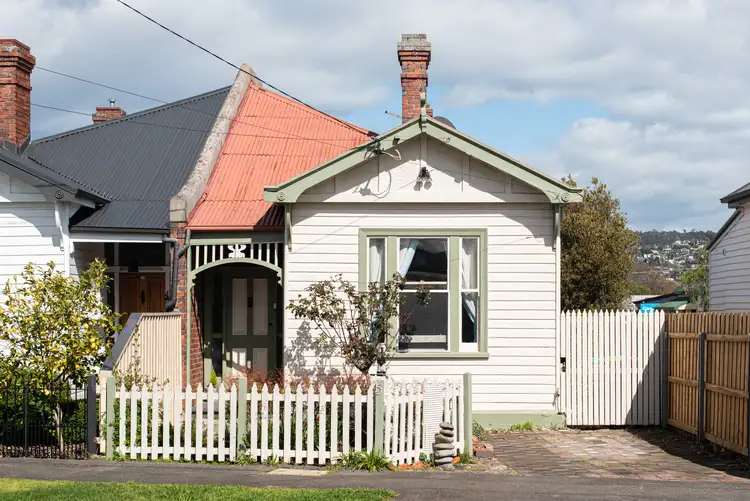 15 Albion Street, Invermay TAS 7248