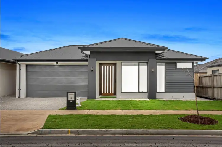 23 Sandon Crescent, Donnybrook VIC 3064