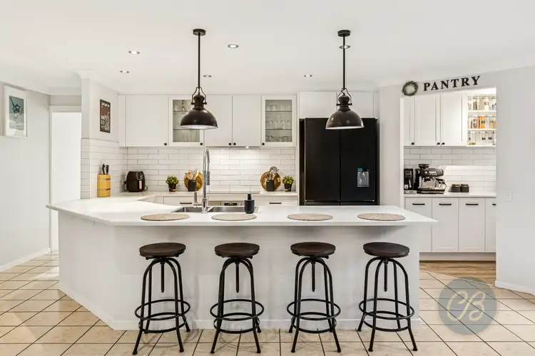 5 Connelly Court, Albany Creek QLD 4035