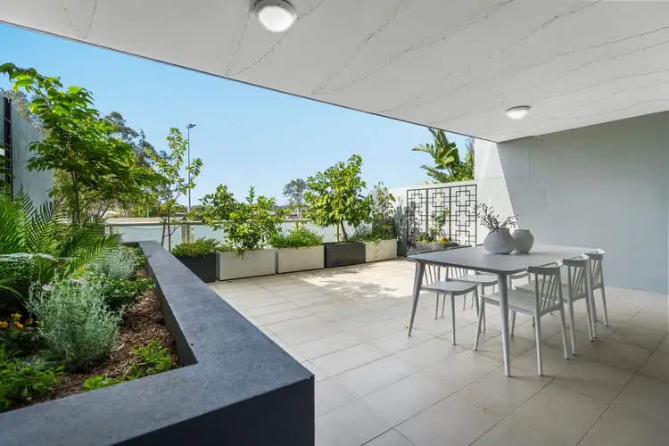 Second view of Homely apartment listing, 4/888 WYNNUM RD, Cannon Hill QLD 4170