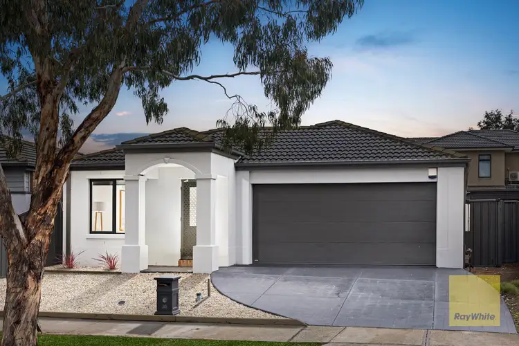 35 Pioneer drive, Deer Park VIC 3023