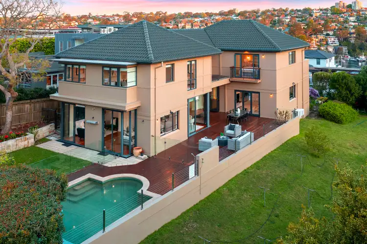 2 Dorset Road, Northbridge NSW 2063