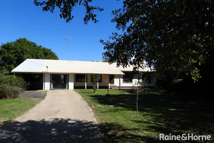 6 Myall Place, Moree NSW 2400