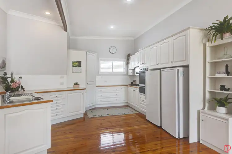 8 View Street, Nowra NSW 2541