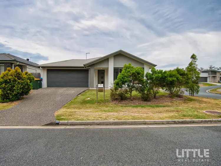 16 Jonas Circuit, Holmview QLD 4207