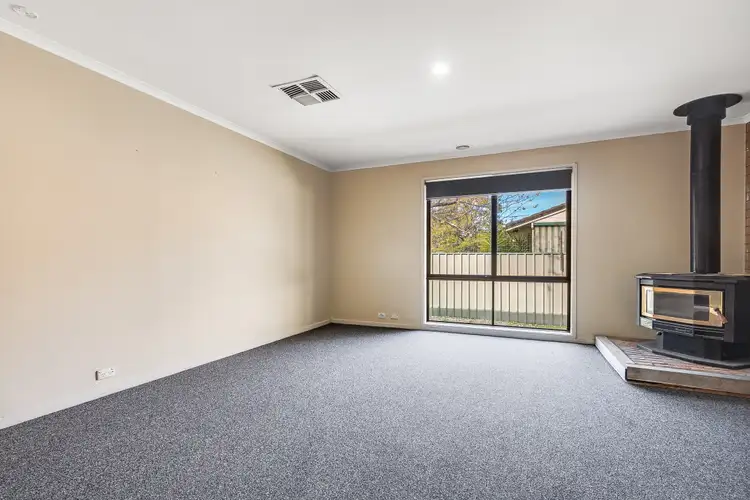 8 Goolagar Crescent, Springdale Heights NSW 2641